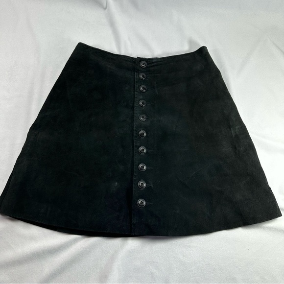 Express Leather Mini Skirt A-Line Button Fly Mid Rise Lined Black Biker Gothic - Picture 9 of 9